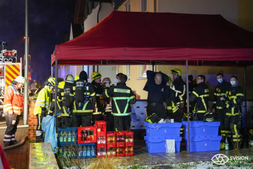 Einsatz 08.01.2025 - Wohnungsbrand 2 Rechteinhaber: 5VISION.NEWS