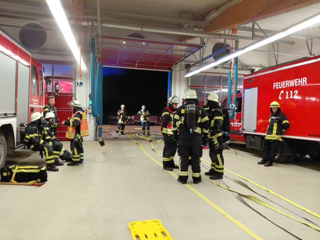 Atemschutz-Notfallübung bei der FF Worfelden! 1 ffw ATG Notfall Uebung 2